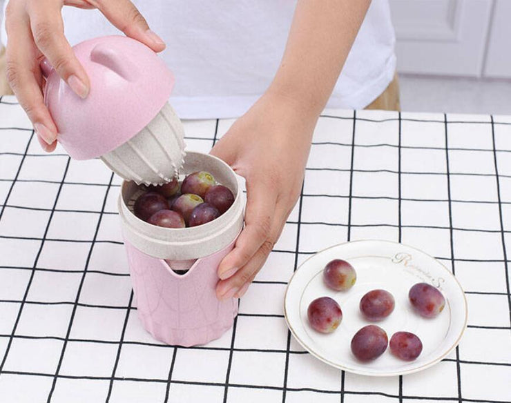 Orange juice squeezer fruit juicer Mein Shop